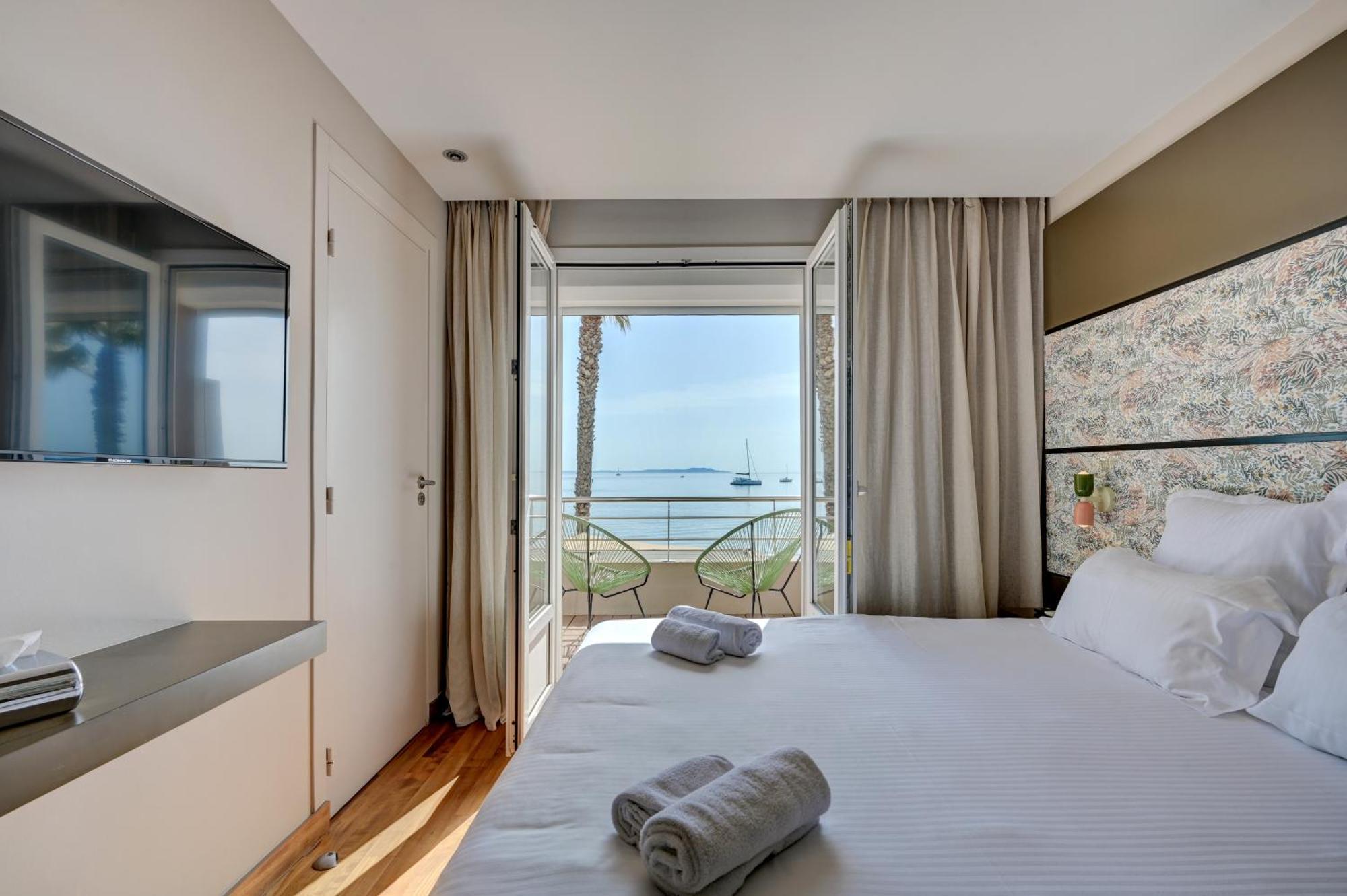 Hotel Bor Йер Экстерьер фото